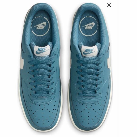 Nike Court Vision Low Sneaker Sz 10 excellent condition main image 4